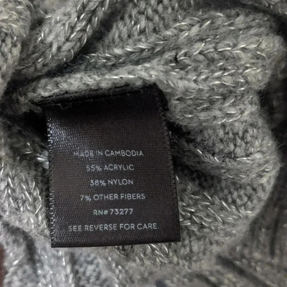 Simply Vera Vera Wang Asymmetrical-Hem Sweater, Color Dark/Light Gray Size S - Picture 11 of 12